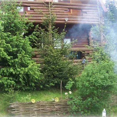 Boykivskiy Dvir * Yasenitsa Zamkova