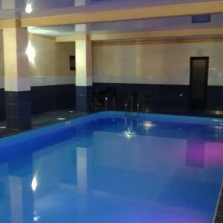 Hotel Boykivskiy Dvir *